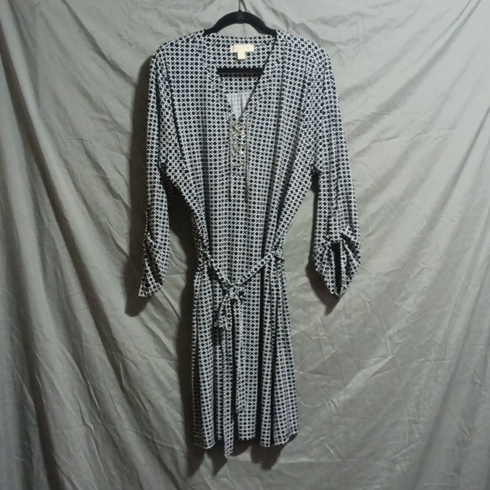 Knee length Michael Kors dress with metal chain lace